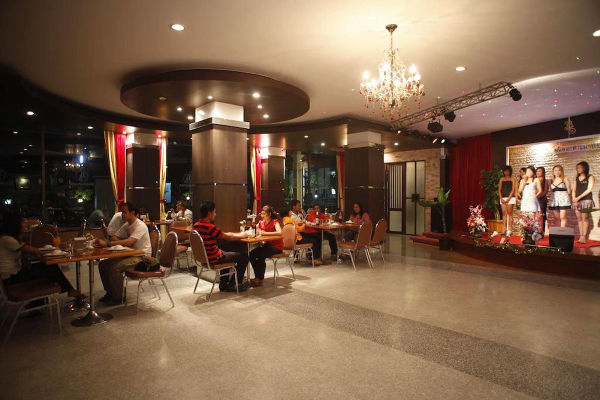 Boon Siam Hotel Krabi Exterior photo